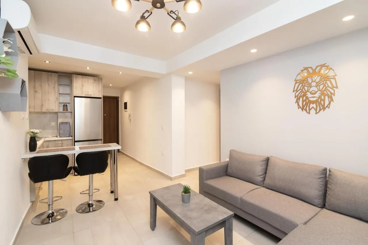 Little Miracle In Thessaloniki Apartment